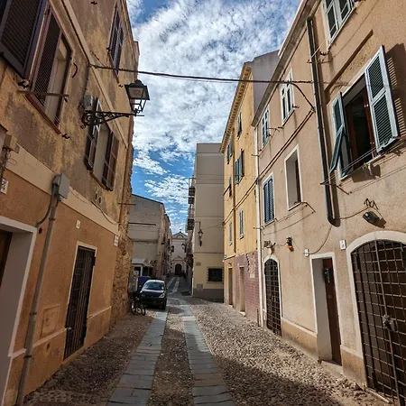 Daire Alghero, Old Town Alghero
