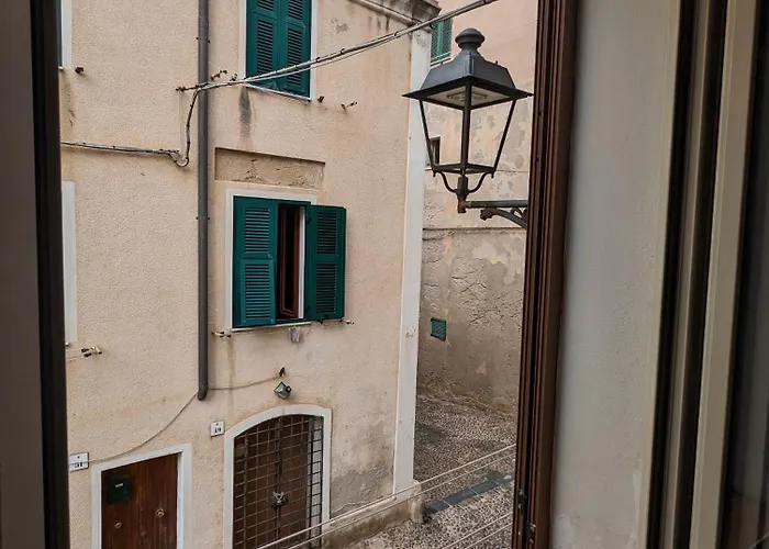 Alghero, Old Town Apartment *